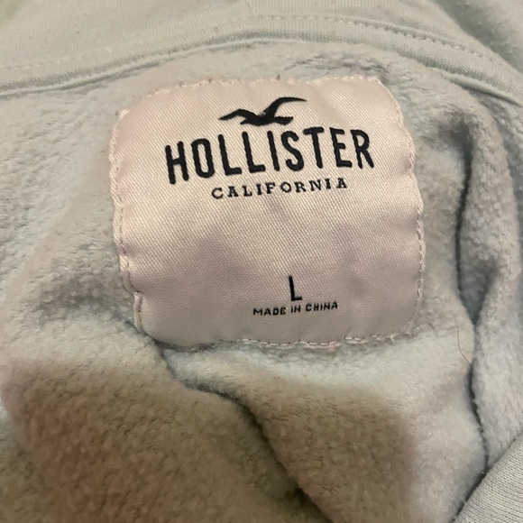 hollister cropped hoodie! - Picture 2 of 4